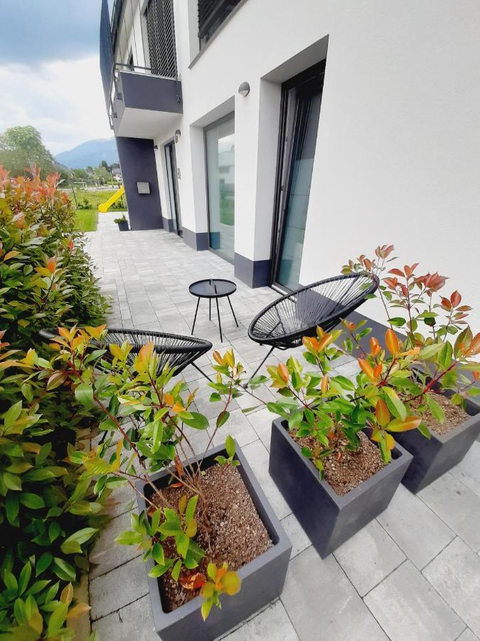 Green Bee Apartment Lesce  Exteriér fotografie